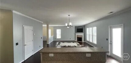 5 Moss Creek Ct in Pooler, GA - Foto de edificio - Building Photo