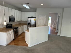 1833 Willow Branch Ln in Kennesaw, GA - Building Photo - Building Photo