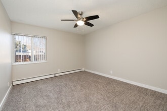 Chestnut Hills in Colorado Springs, CO - Building Photo - Interior Photo