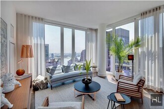 East 44th Street in New York, NY - Building Photo - Building Photo
