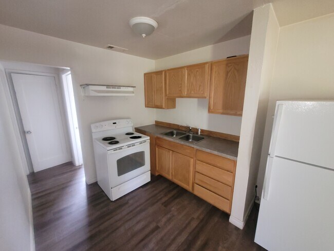 724 Owen Ave in Pasco, WA - Building Photo - Building Photo
