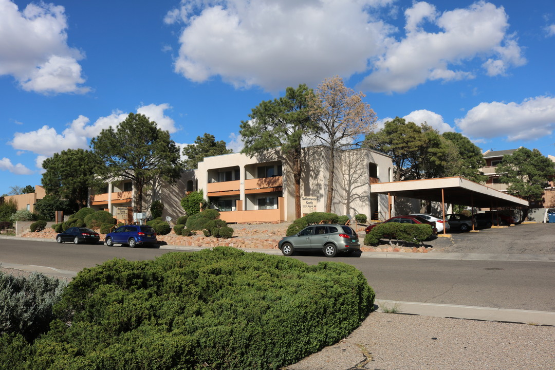 Netherwood North in Albuquerque, NM - Foto de edificio