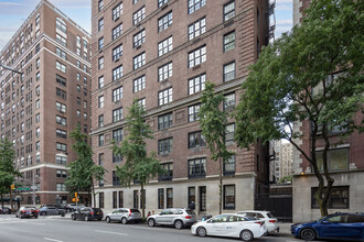 1060 Park Ave in New York, NY - Building Photo - Building Photo