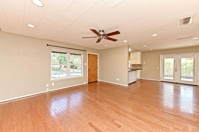 5205 Brookdale Ln in Austin, TX - Building Photo - Building Photo