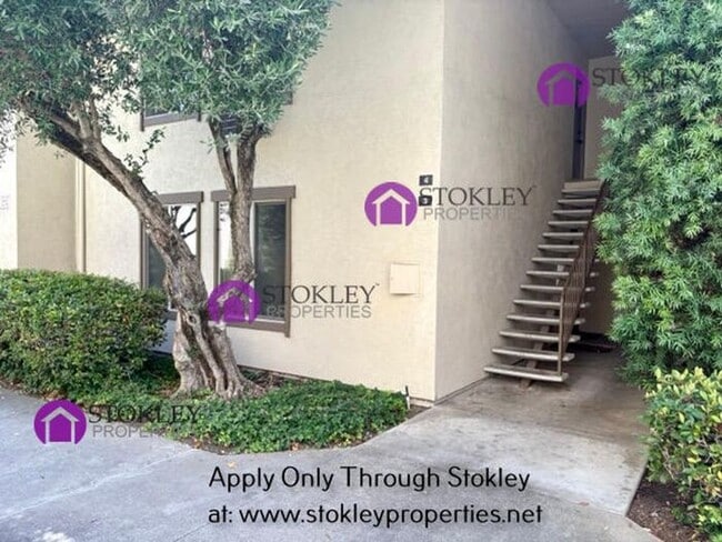 property at 2730 Oak Rd