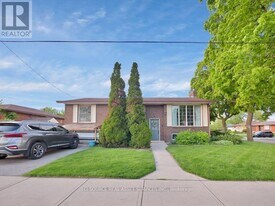 109 June St in Hamilton, ON - Building Photo