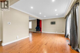 17 Marilyn St in Grimsby, ON - Building Photo - Building Photo