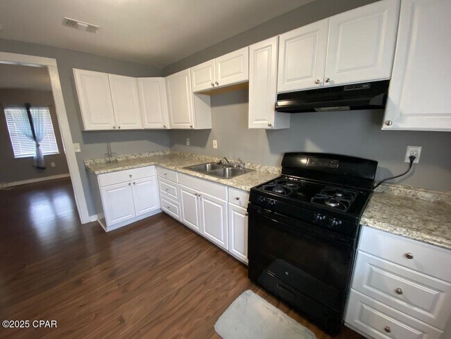 707 Satsuma Ave in Panama City, FL - Building Photo - Building Photo