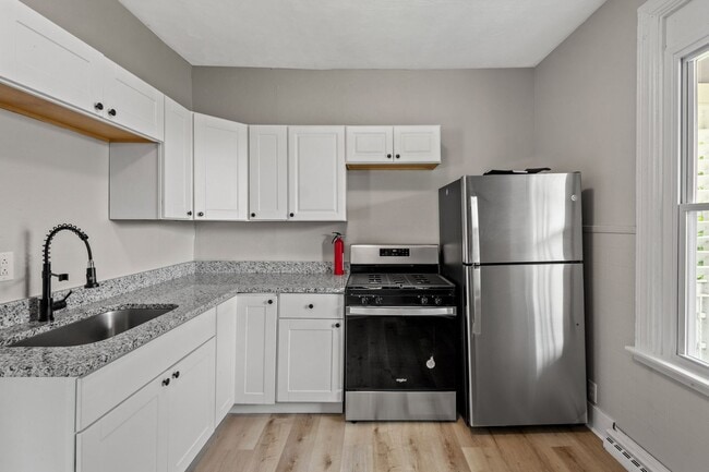 property at 1319 Hays St