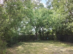 219 Karen Ln in San Antonio, TX - Building Photo - Building Photo