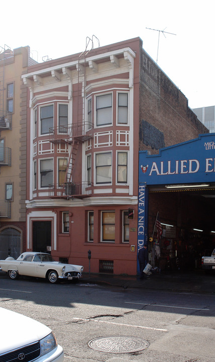 747 Ellis in San Francisco, CA - Foto de edificio