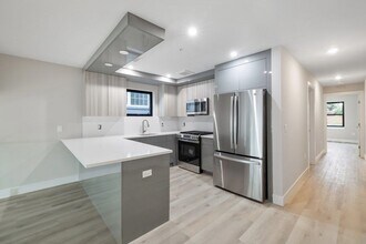 526 64th St in West New York, NJ - Building Photo - Building Photo