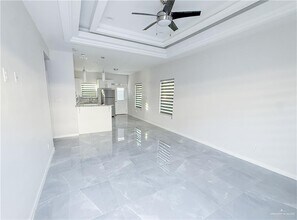 13 Puffin Ave in McAllen, TX - Building Photo - Building Photo