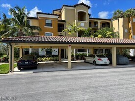 9727 Acqua Ct in Naples, FL - Building Photo