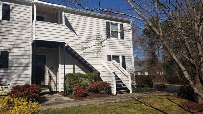 property at 2305 Flagstone Ct