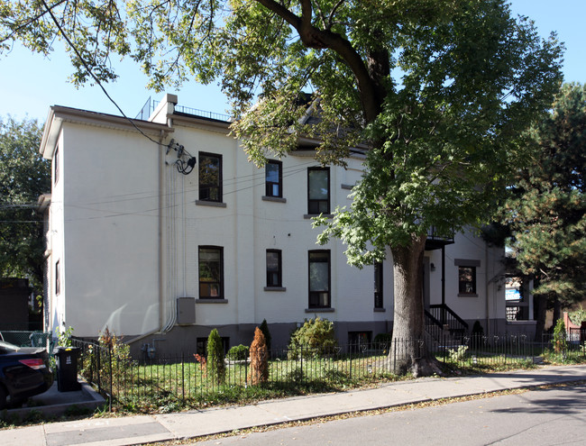 1267 King St W in Toronto, ON - Building Photo - Building Photo