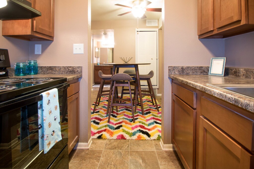 Royalwood Apartments in Omaha, NE