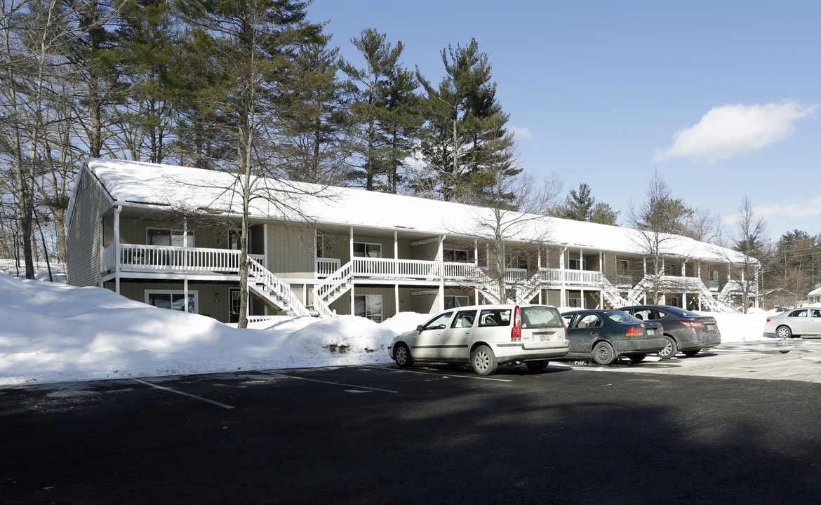 Newmarket Apartments in Newmarket, NH - Building Photo