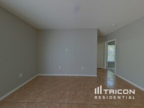 1640 Camino Cantera in Los Lunas, NM - Building Photo - Building Photo