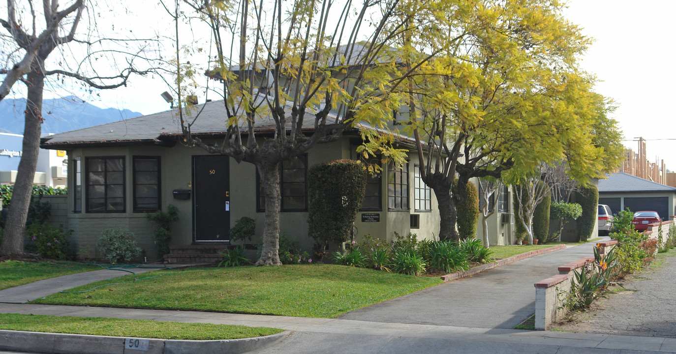 50 S Vinedo Ave in Pasadena, CA - Foto de edificio