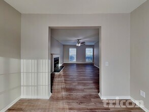 12435 Shelly Pines Dr in Charlotte, NC - Foto de edificio - Building Photo