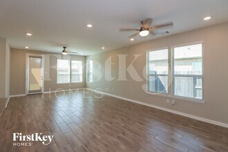 22235 Davenport Downs Ln in Richmond, TX - Foto de edificio - Building Photo