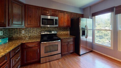 Updated Columbia Heights townhome near the in Washington, DC - Building Photo - Building Photo