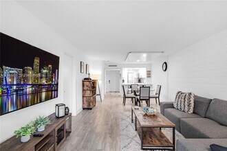 4502 N Federal Hwy in Lighthouse Point, FL - Building Photo - Building Photo