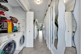 9779 Kamena Cir in Boynton Beach, FL - Building Photo - Building Photo