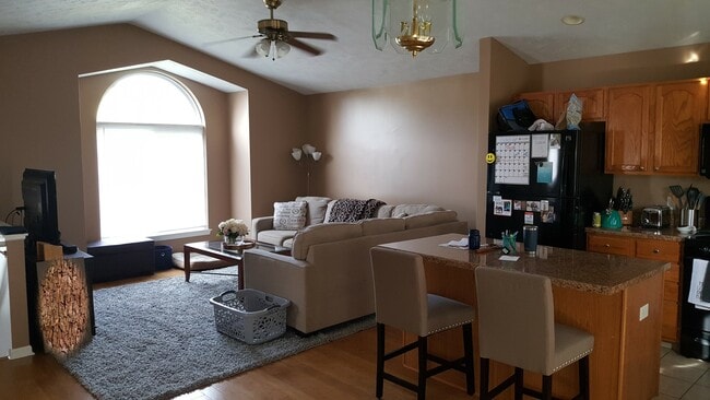 property at 3250 Nature View Dr SE