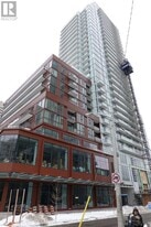 33 Helendale Ave in Toronto, ON - Building Photo