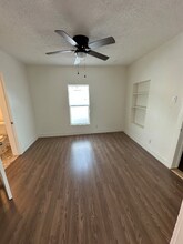 203 Sonora St in San Antonio, TX - Building Photo - Building Photo