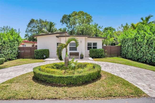 property at 6550 SW 52nd Terrace