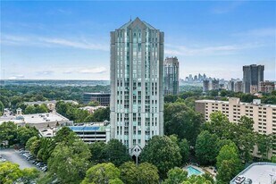 2870 Pharr Ct S Northwest in Atlanta, GA - Building Photo