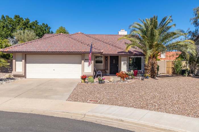 5250 E Greenway Cir in Mesa, AZ - Building Photo