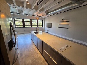 878 Peachtree St NE in Atlanta, GA - Building Photo - Building Photo