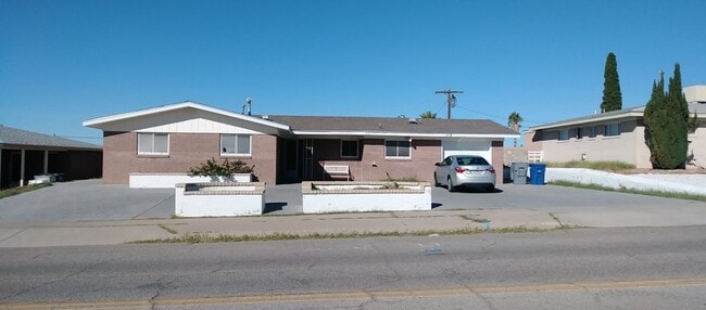 property at 112 De Leon Dr