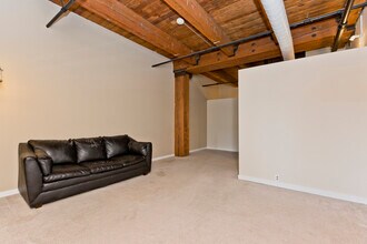540 N Lake Shore Dr-Unit -208 in Chicago, IL - Building Photo - Building Photo