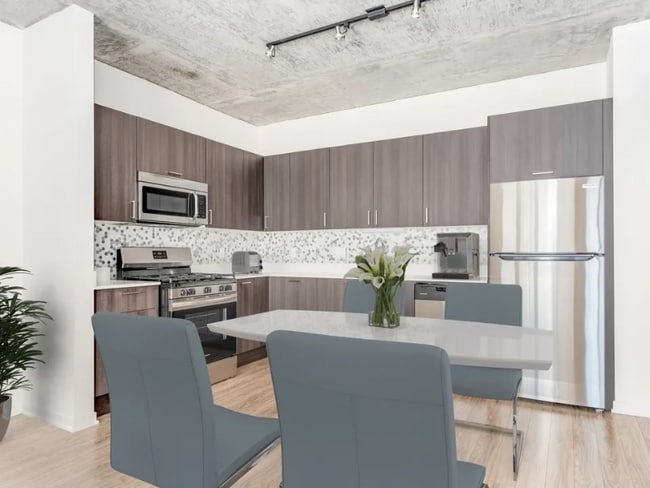 1311 S Wabash Ave in Chicago, IL - Foto de edificio - Building Photo