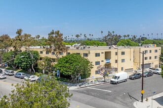 2724 Abbot Kinney Blvd. in Venice, CA - Building Photo - Building Photo