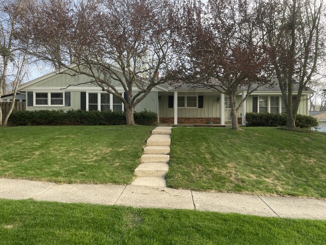 property at 2513 Madison St
