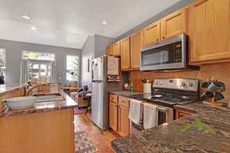 77 Spyglass Ln in Silverthorne, CO - Building Photo - Building Photo