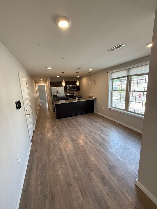 1641 W Venango St in Philadelphia, PA - Building Photo