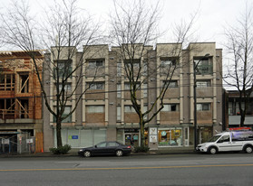 4242 Fraser St Apartments