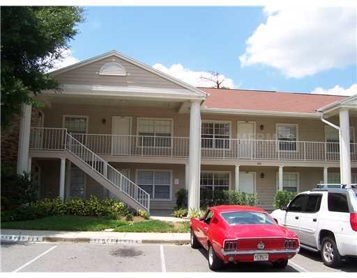 121 Reserve Cir-Unit -APT 109 in Oviedo, FL - Building Photo
