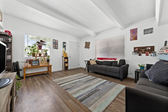 2924 Claire St in Lake Isabella, CA - Building Photo - Building Photo