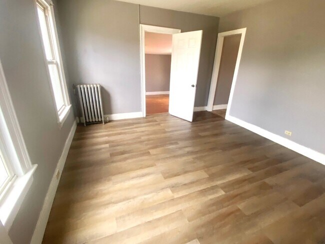 1140 Vestal Ave-Unit -2 North in Binghamton, NY - Building Photo - Building Photo