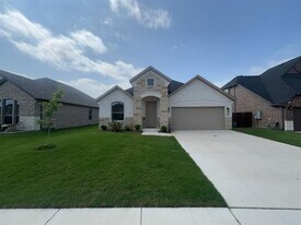 215 Nathan Dr in Princeton, TX - Building Photo