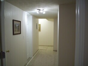 3570 E Wasatch Hills Ln in Cottonwood Heights, UT - Building Photo - Building Photo