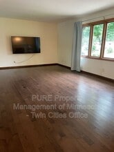 1322 Meadowlark Dr in Stillwater, MN - Building Photo - Building Photo